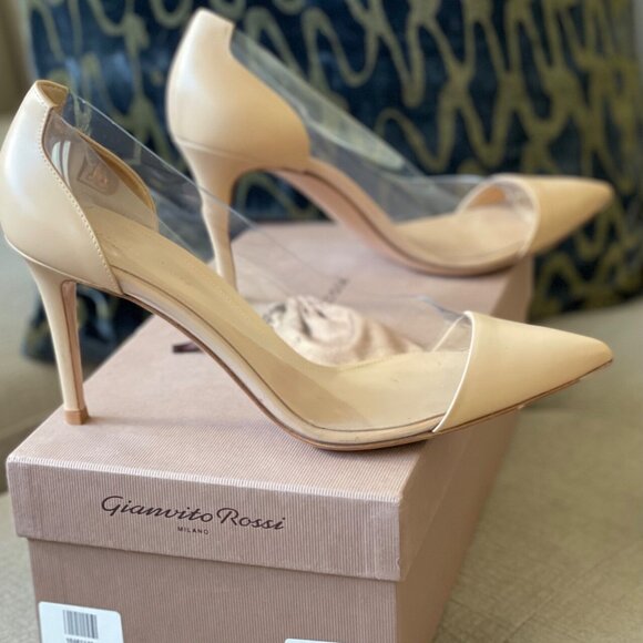 Gianvitto Rossi Plexi 85 Nude Pumps - Picture 2 of 4
